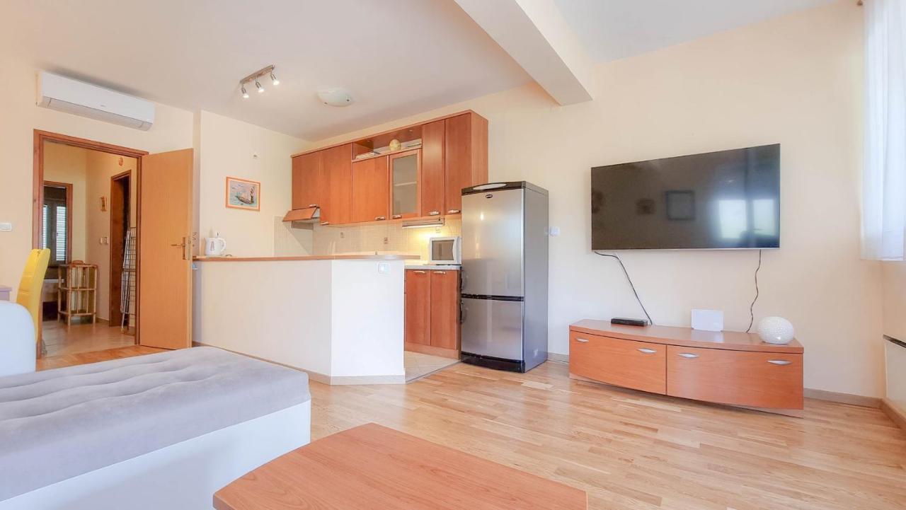 Roko Apartment Novigrad  ภายนอก รูปภาพ